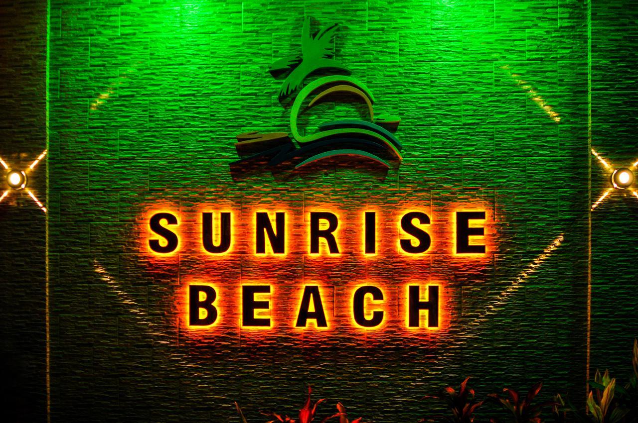 Sunrise Beach Maafushi Exteriör bild
